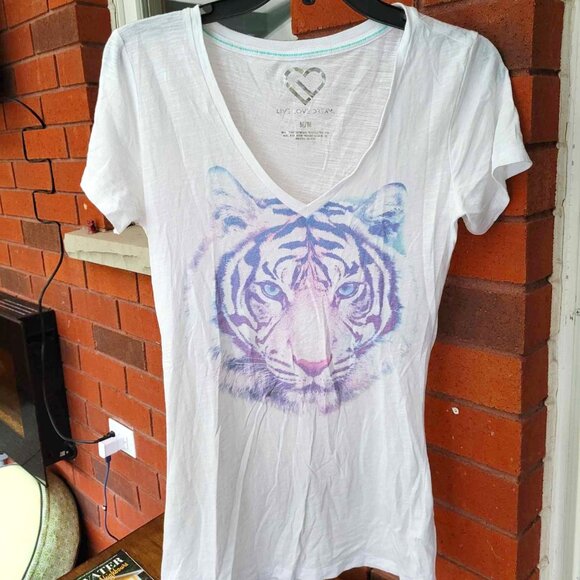 Aeropostale Women's Sleep Shirt Tiger Design - Picture 1 of 3